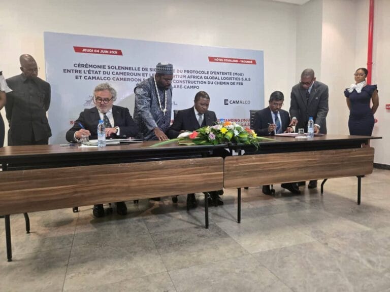 Transport ferroviaire : L’État du Cameroun, AGL et CAMALCO signent un accord pour la ligne Edéa–Campo